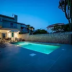 Gioia Con Piscina Privata 别墅 *